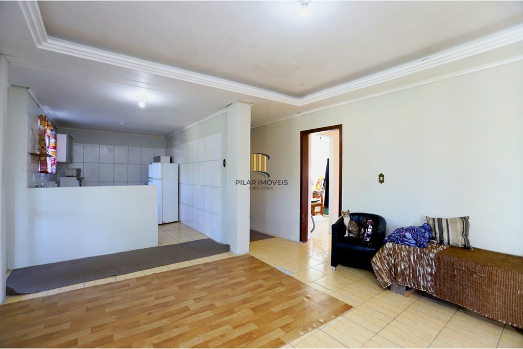 Casa 6 dormitórios no bairro Lomba do Pinheiro