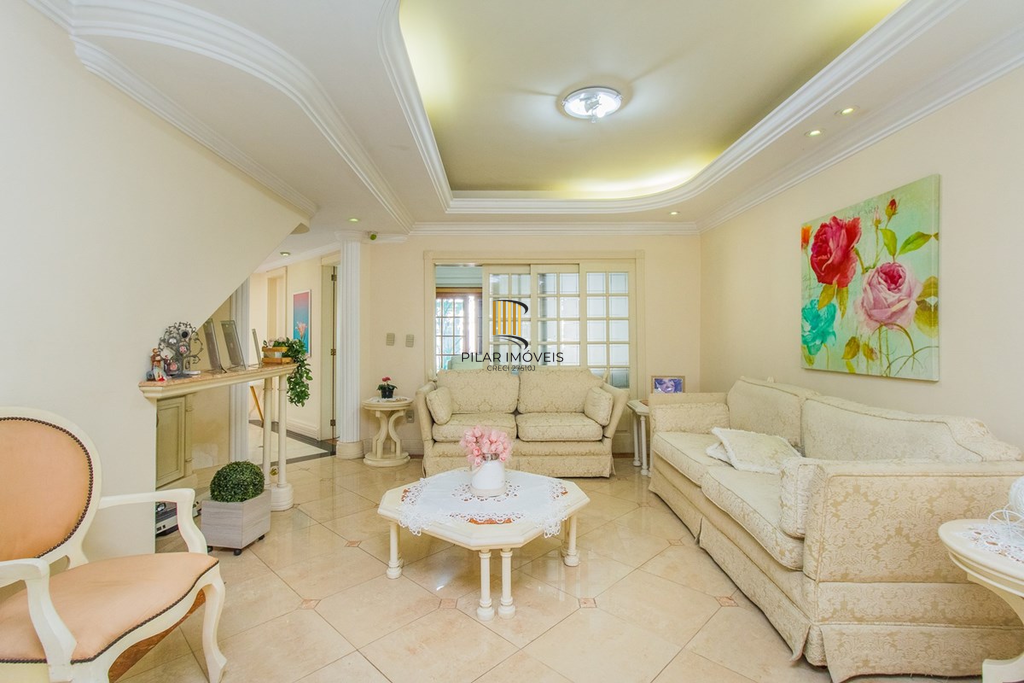 Casa 5 dormitórios no bairro Marechal Rondon