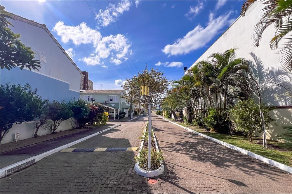 Casa de Condomínio 3 dormitórios no bairro Marechal Rondon