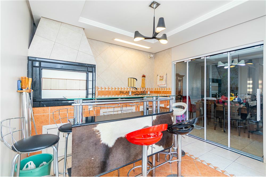 Casa de Condomínio 3 dormitórios no bairro Sarandi