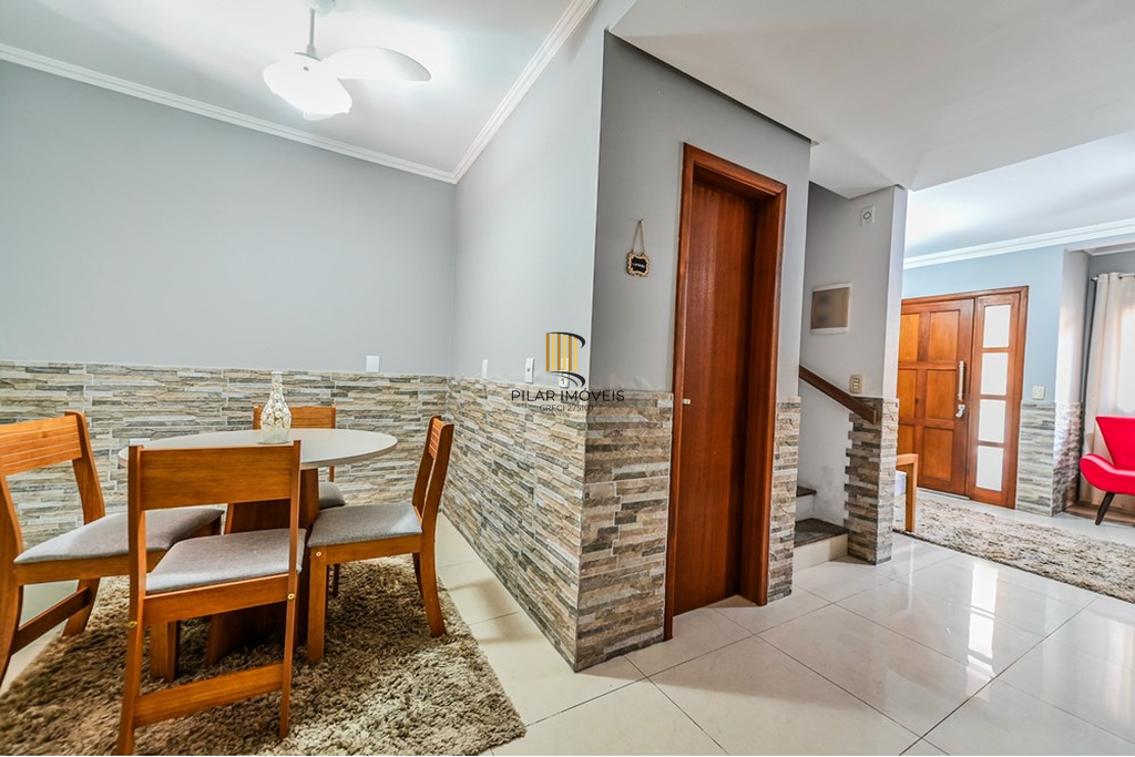 Casa de Condomínio 2 dormitórios no bairro Hípica