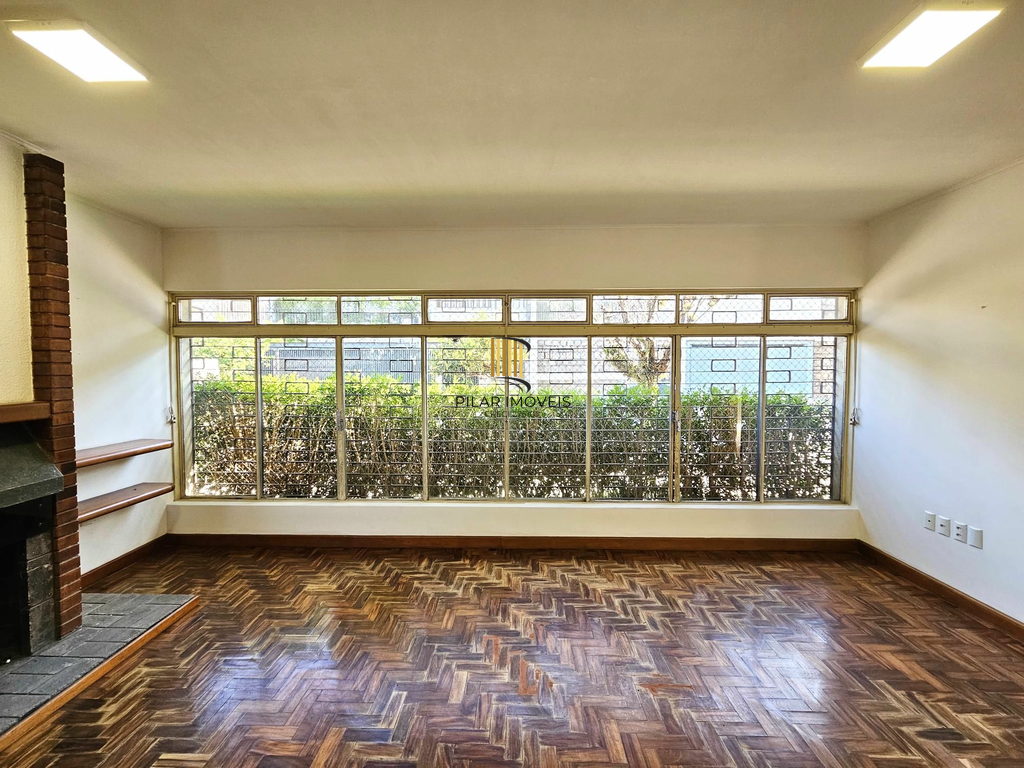 Casa 3 dormitórios no bairro Três Figueiras