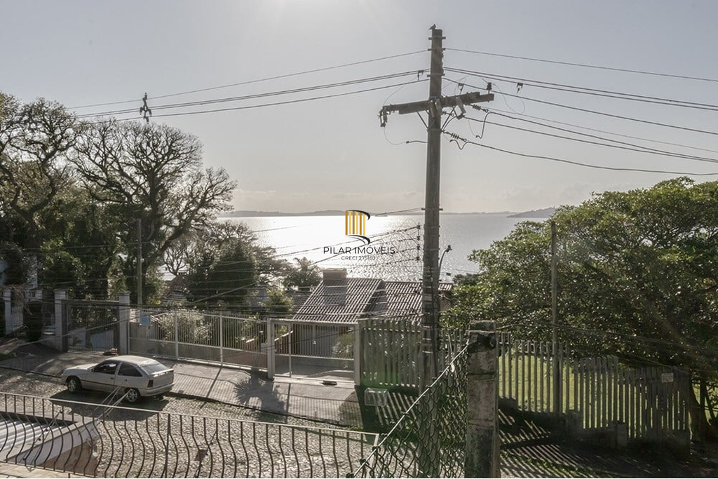 Casa 3 dormitórios no bairro Espírito Santo