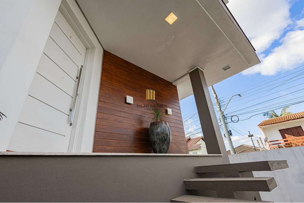 Casa 3 dormitórios no bairro Vila Ipiranga