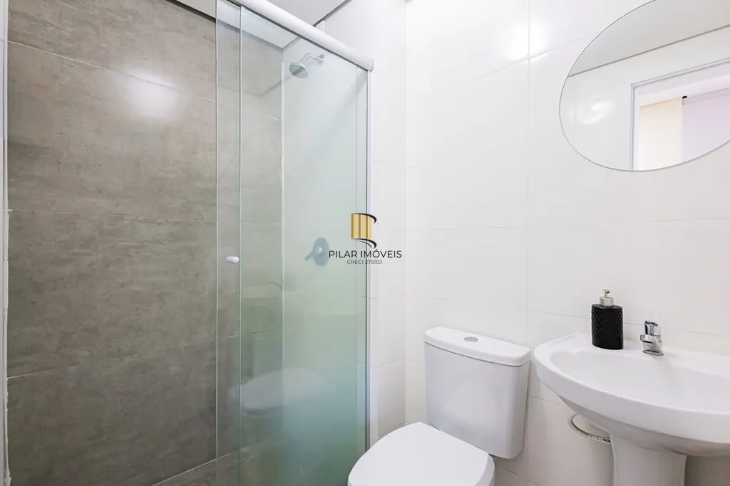 Apartamento 2 dormitórios no bairro Vila Ipiranga