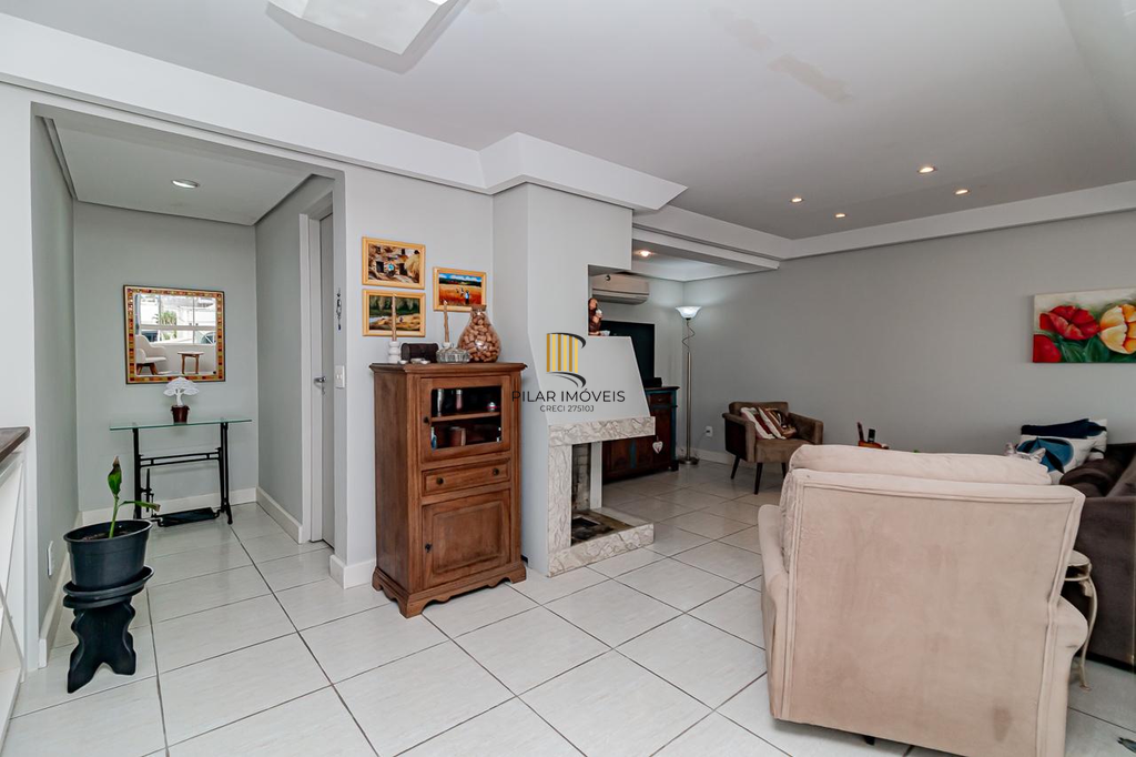 Apartamento 3 dormitórios no bairro Menino Deus