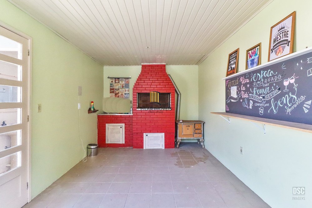 Casa 7 dormitórios no bairro Vila Ipiranga