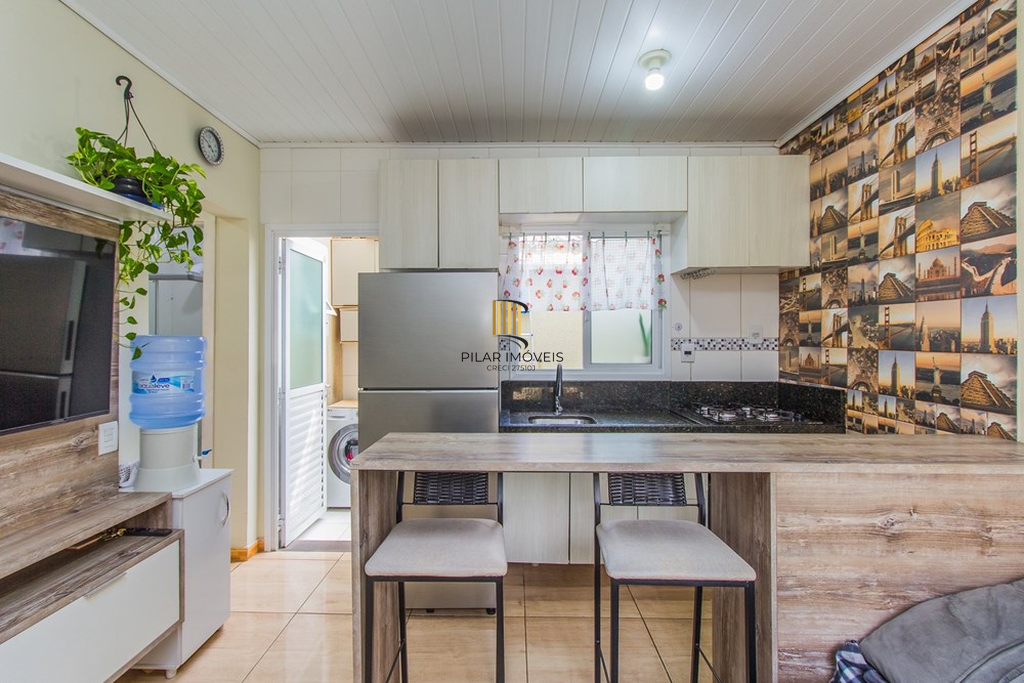 Casa de Condomínio 2 dormitórios no bairro Niterói