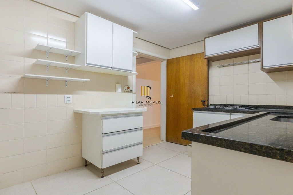 Apartamento 3 dormitórios no bairro Menino Deus