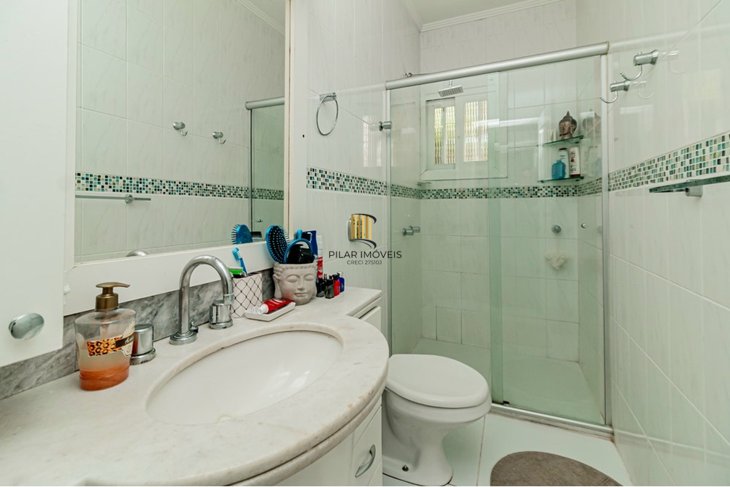 Casa 4 dormitórios no bairro Chácara das Pedras