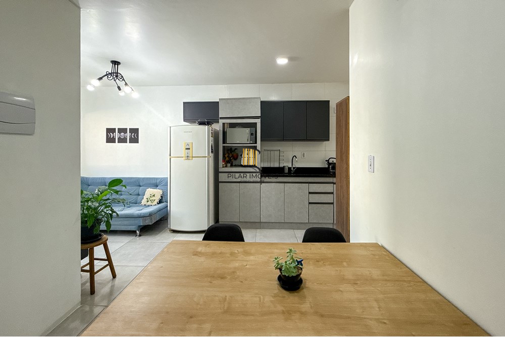 Casa 2 dormitórios no bairro Olaria