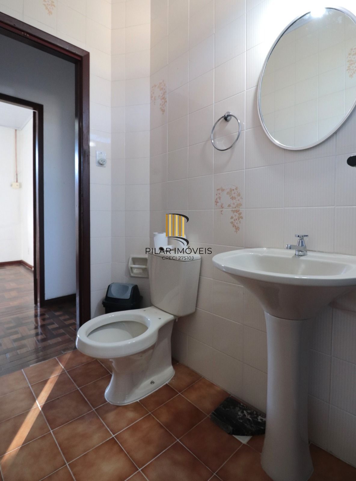 Apto no IAPI, 02 dorm com vaga de garagem