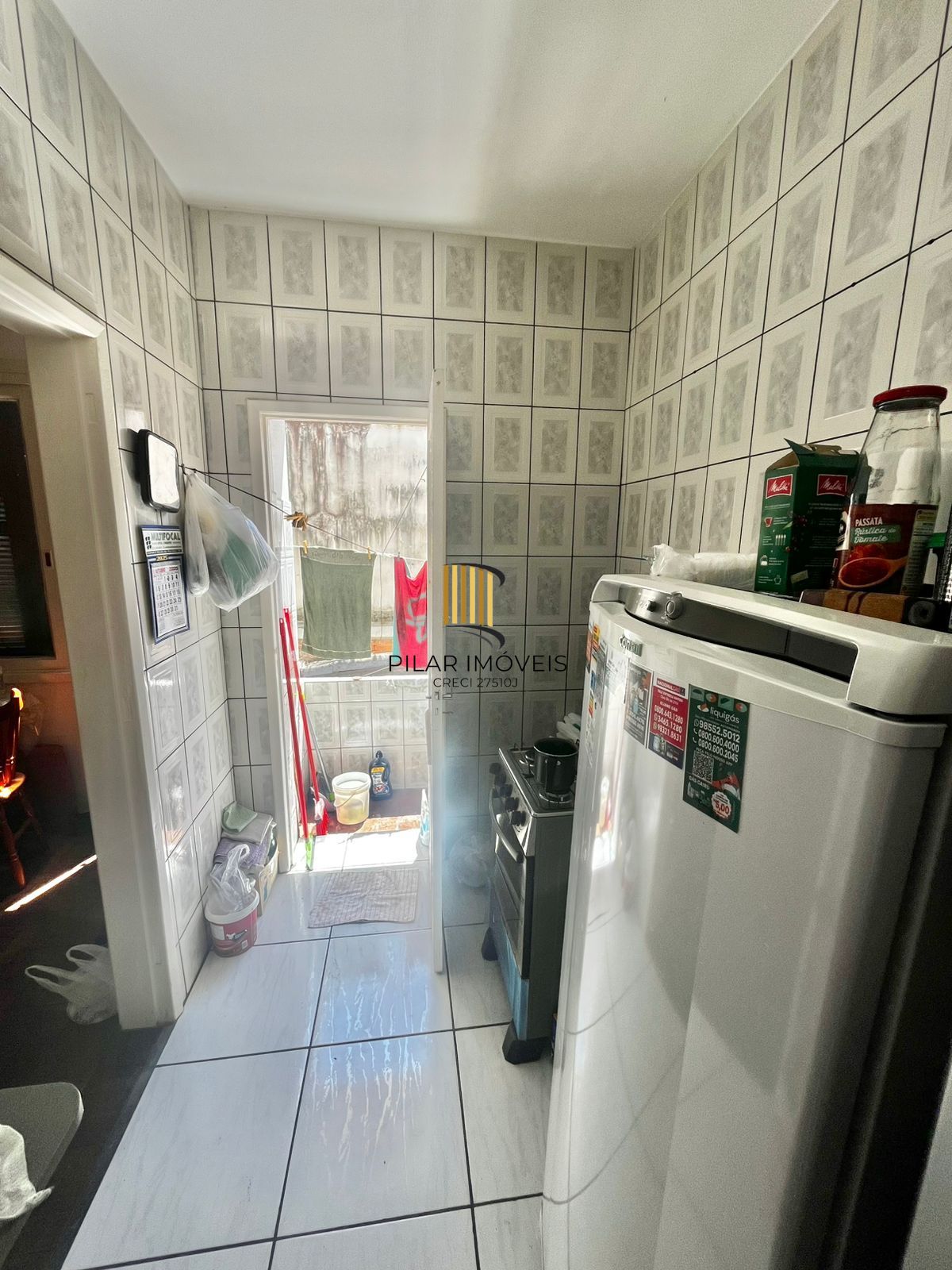 Apartamento de 1 dormitório no bairro Passo da Areia, com 41 m2, 02º pavto.