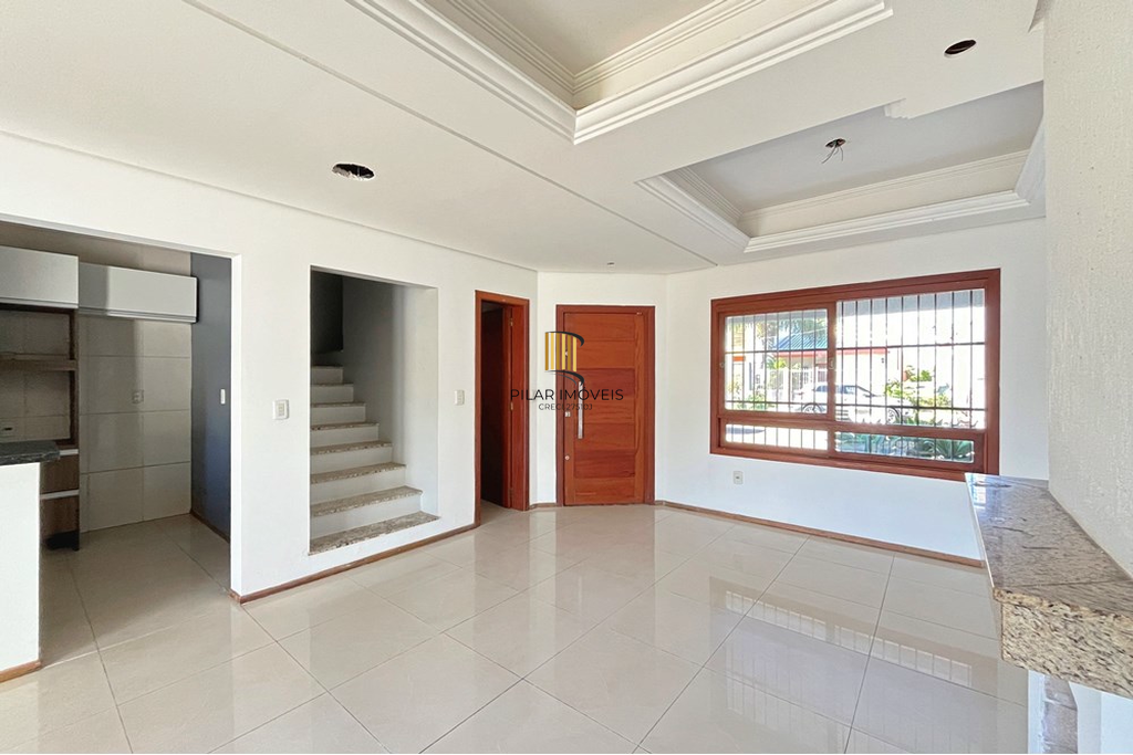 Casa 3 dormitórios no bairro Hípica