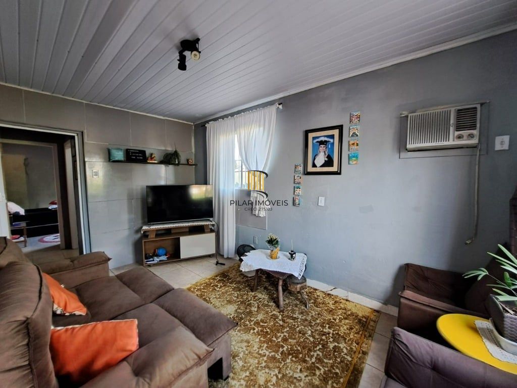Casa 3 dormitórios no bairro Mathias Velho