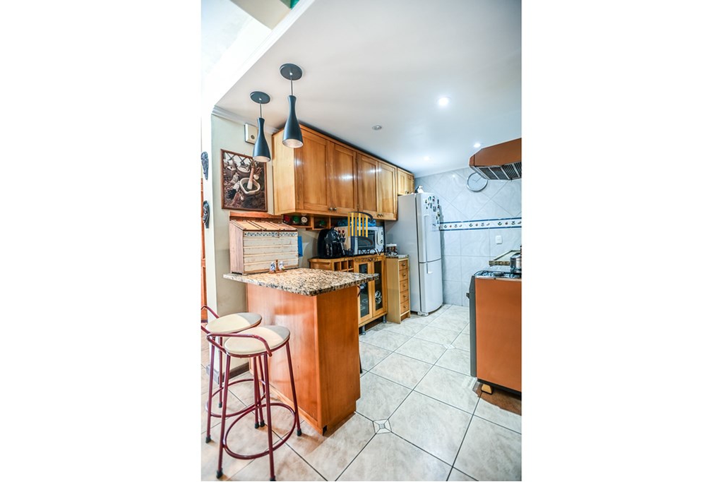 Casa de Condomínio 2 dormitórios no bairro Serraria