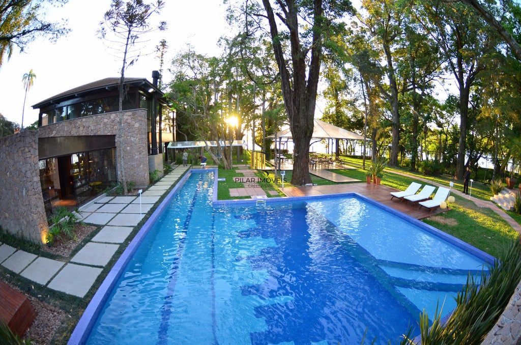 Casa de Condomínio 4 dormitórios no bairro Ipanema