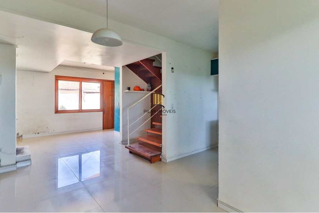 Casa de Condomínio 3 dormitórios no bairro Serraria