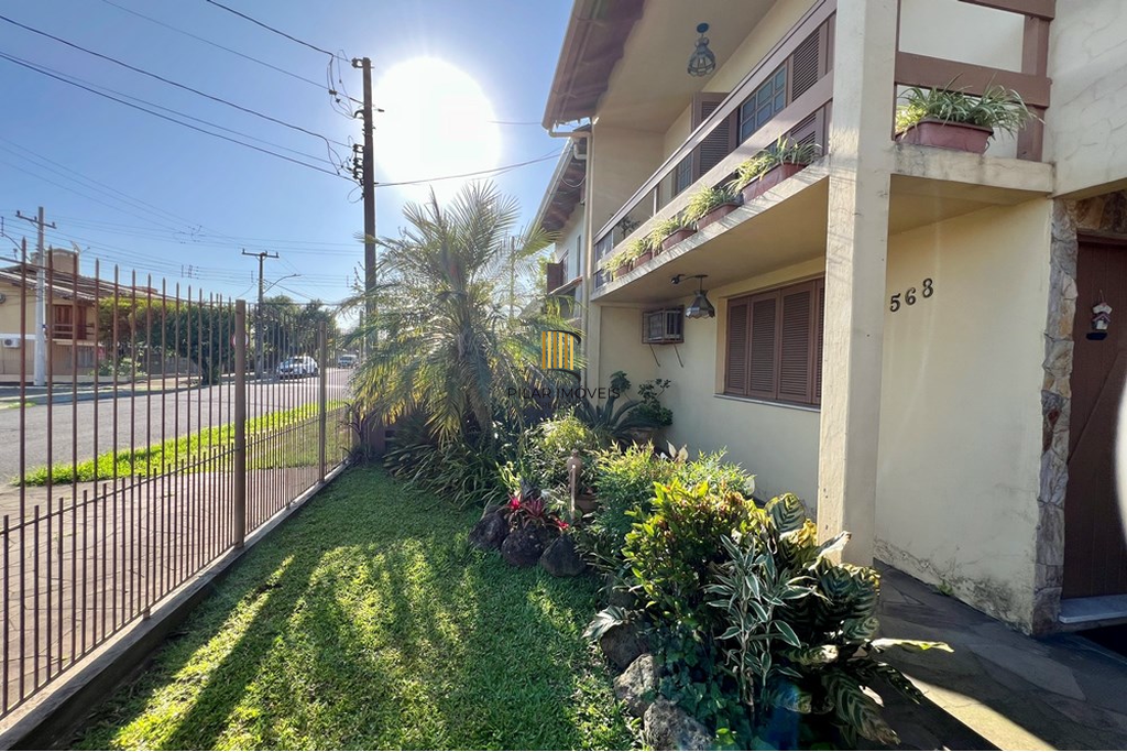 Casa 3 dormitórios no bairro Nossa Senhora das Graças