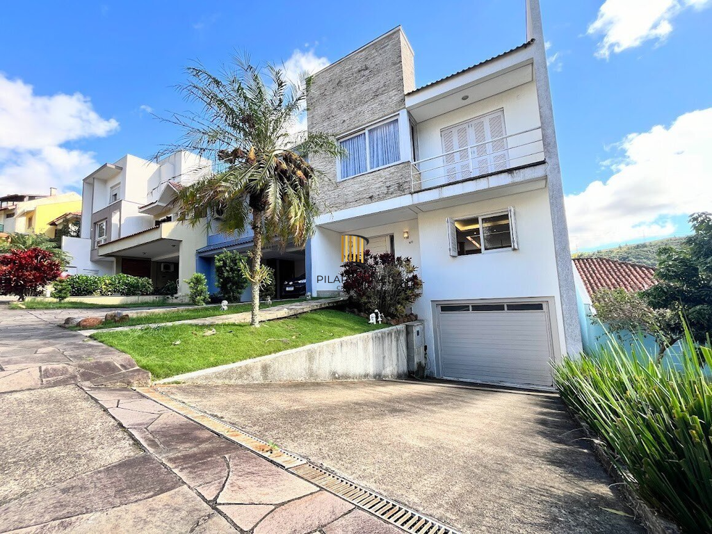Casa de Condomínio 3 dormitórios no bairro Vila Nova