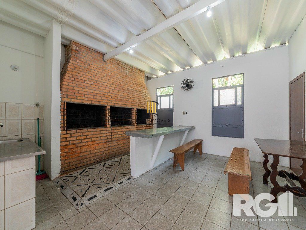 Apartamento 2 dormitórios no bairro Partenon