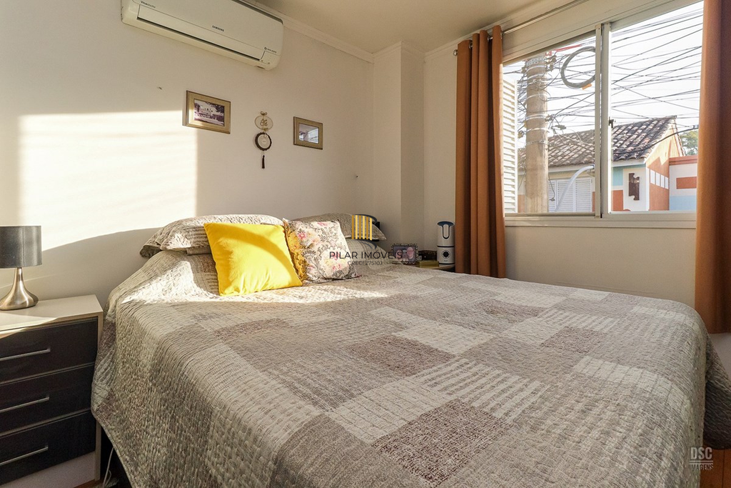 Casa de Condomínio 3 dormitórios no bairro Jardim Itu