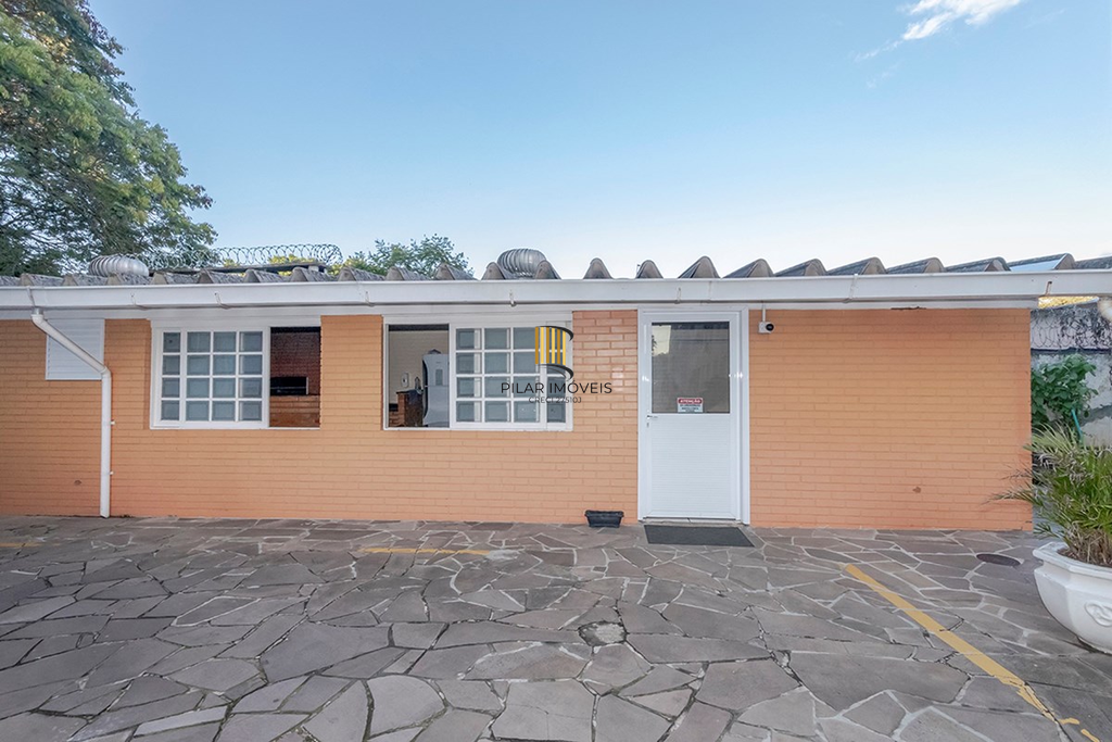 Apartamento 2 dormitórios no bairro Vila Ipiranga