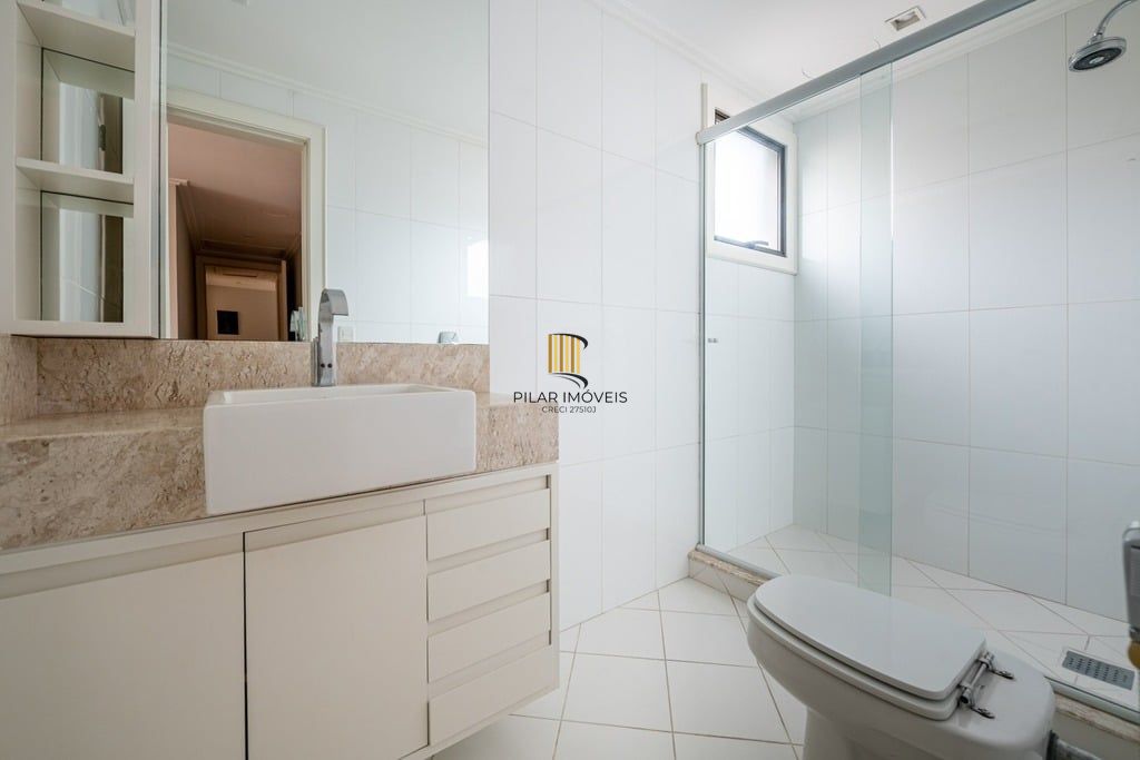 Apartamento 4 dormitórios no bairro Bela Vista