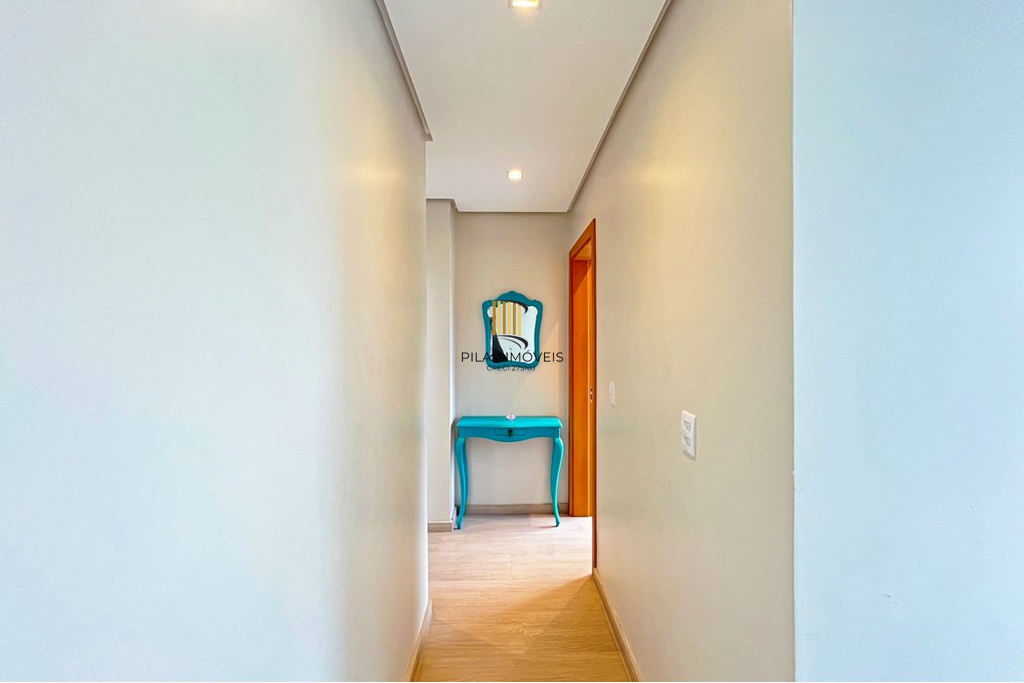 Casa de Condomínio 4 dormitórios no bairro Hípica
