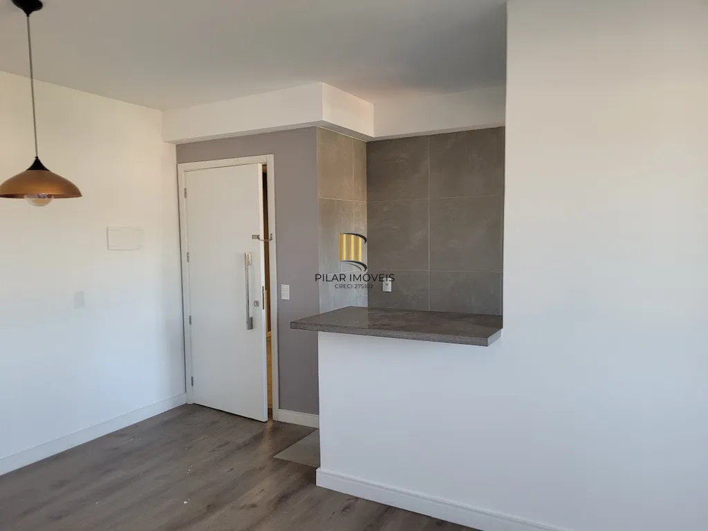 Apartamento 2 dormitórios no bairro Glória