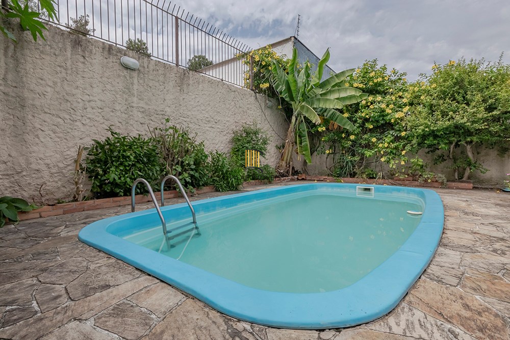 Casa 3 dormitórios no bairro Jardim Itu Sabará