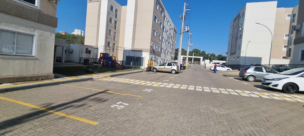Apartamento 2 dormitórios no bairro Cavalhada