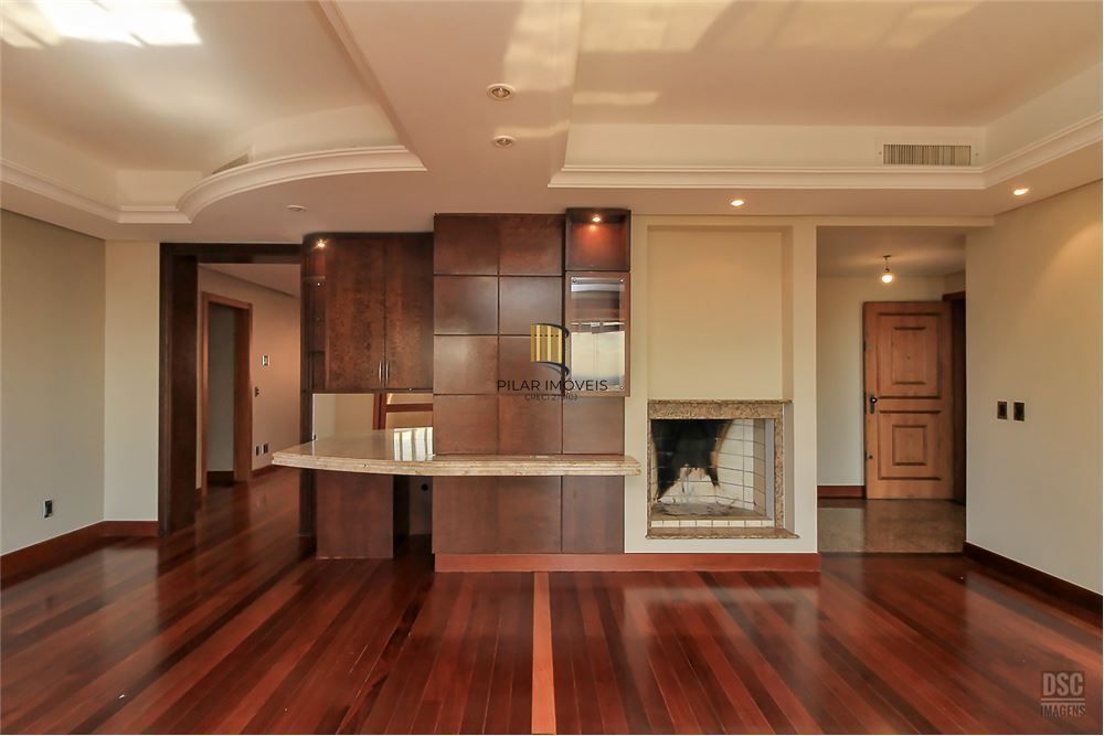 Apartamento 4 dormitórios no bairro Mont Serrat