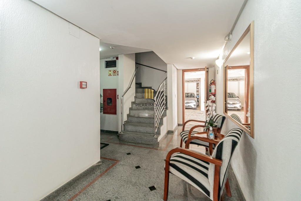 Apartamento 3 dormitórios no bairro Menino Deus