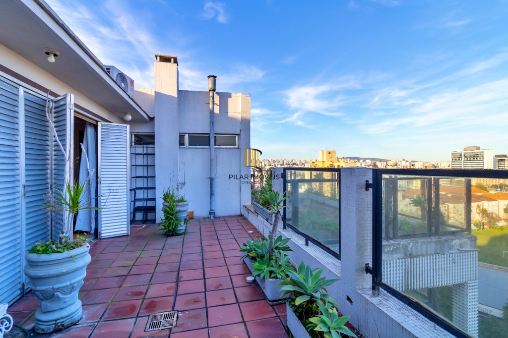 Cobertura 4 dormitórios no bairro Santana