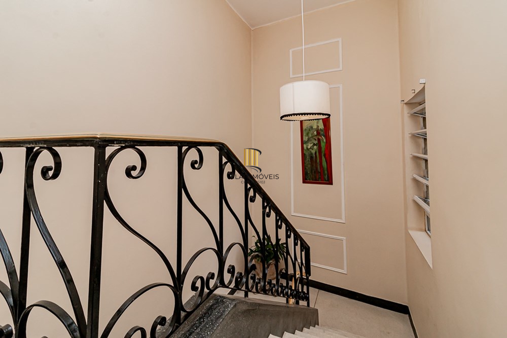 Apartamento 3 dormitórios no bairro Mont Serrat