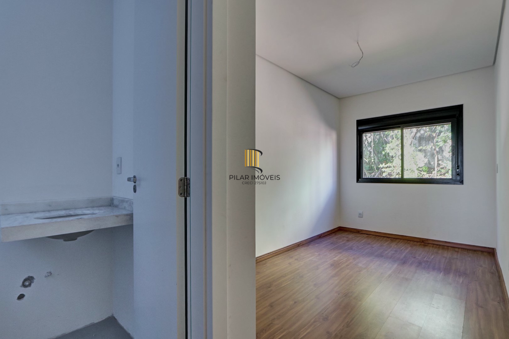 Casa 3 dormitórios no bairro Chácara das Pedras