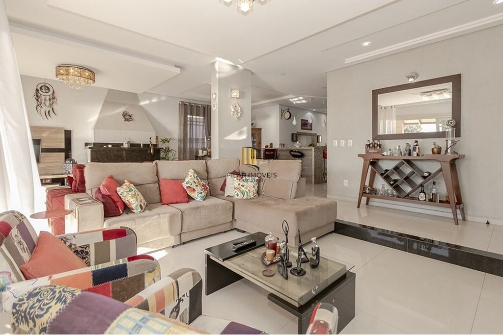 Casa 3 dormitórios no bairro Espírito Santo