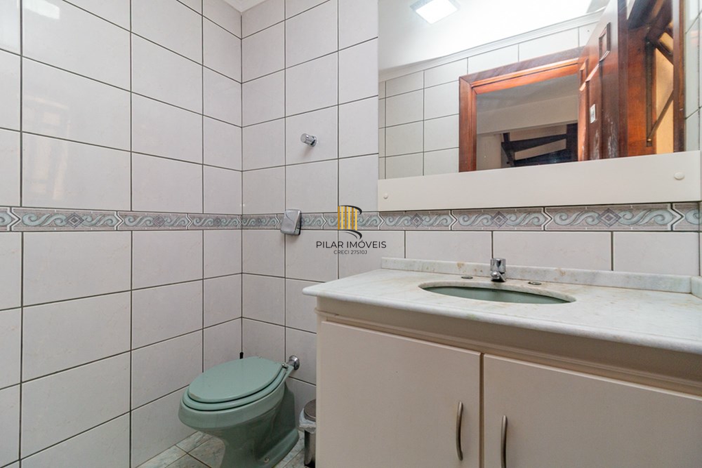 Casa 4 dormitórios no bairro Chácara das Pedras