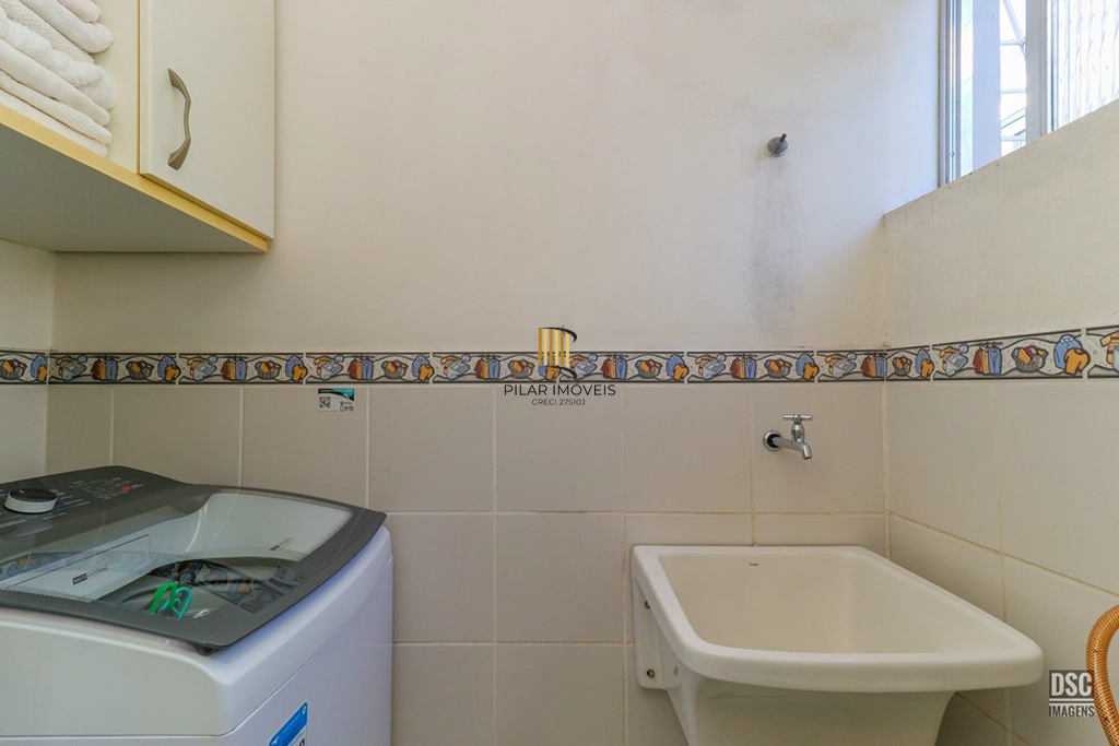 Apartamento 1 dormitório no bairro Jardim Itu Sabará