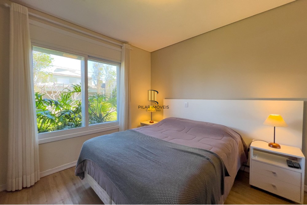 Casa de Condomínio 4 dormitórios no bairro Centro