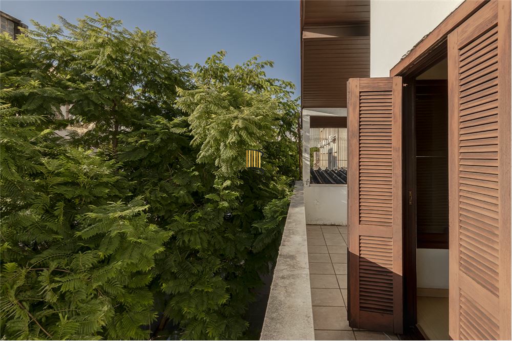 Casa 4 dormitórios no bairro Moinhos de Vento