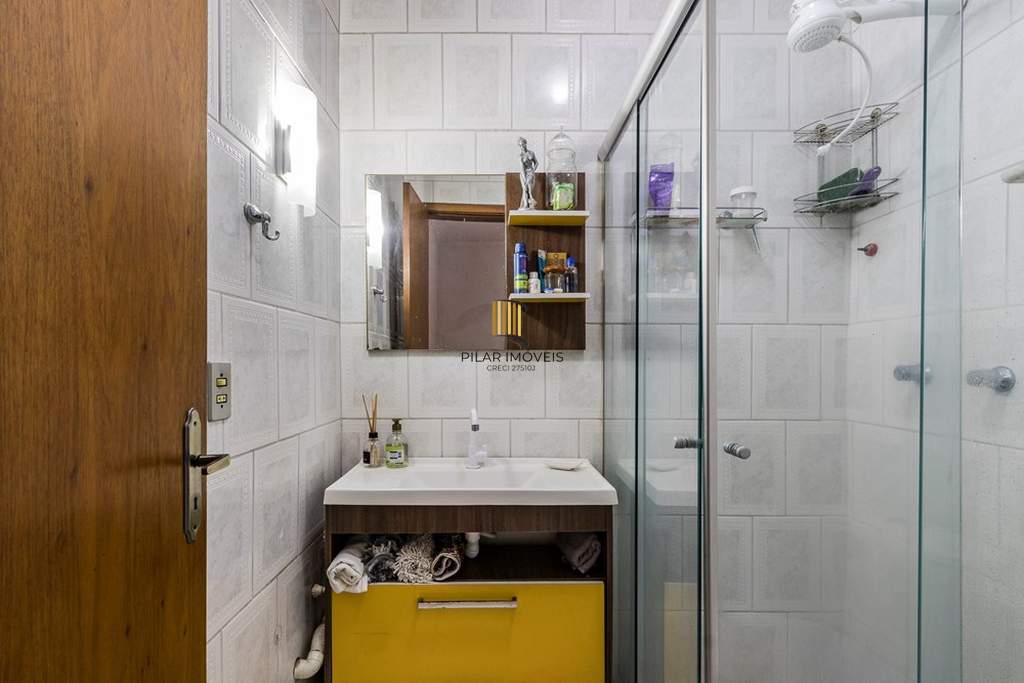 Casa de Condomínio 2 dormitórios no bairro Hípica