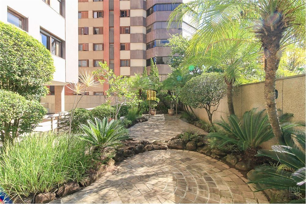 Apartamento 4 dormitórios no bairro Mont Serrat