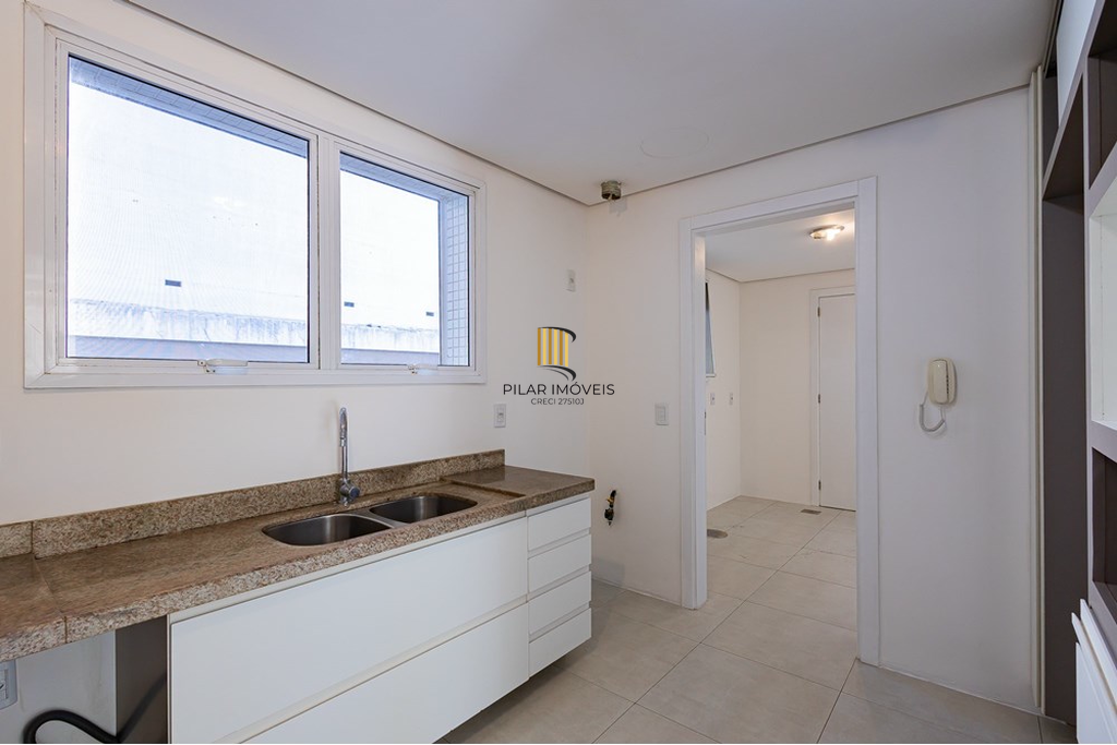 Apartamento 3 dormitórios no bairro Petrópolis