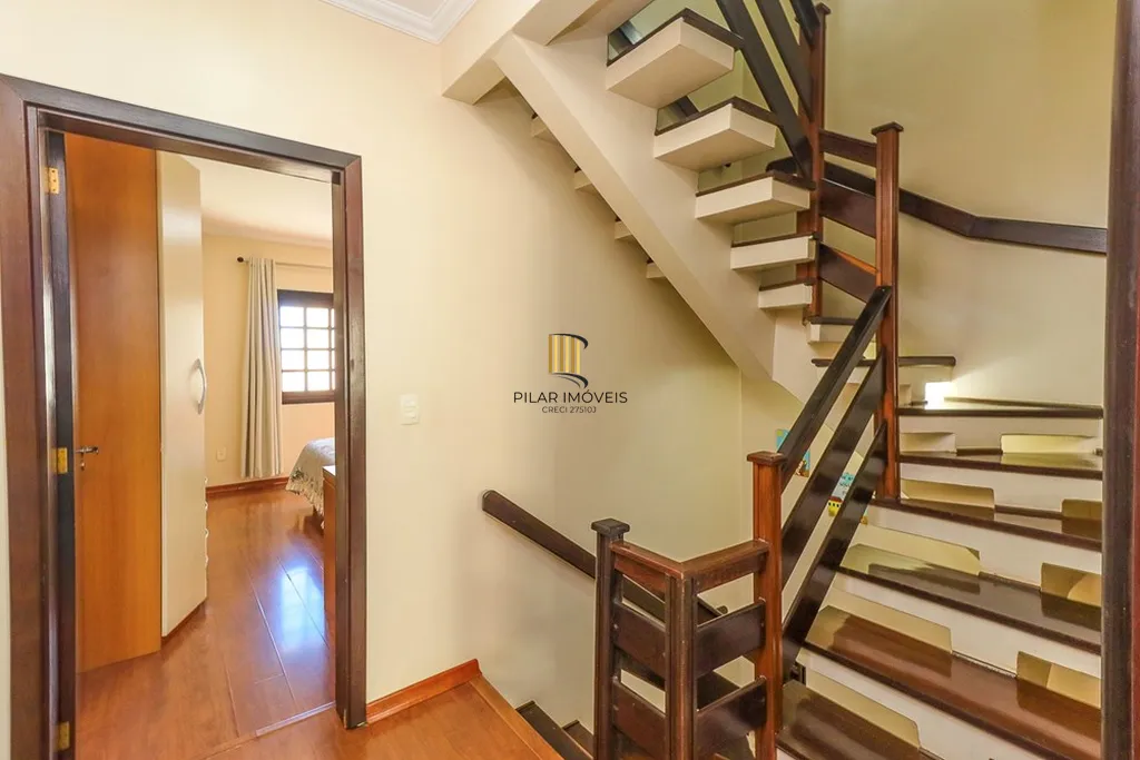 Casa 3 dormitórios no bairro Sarandi