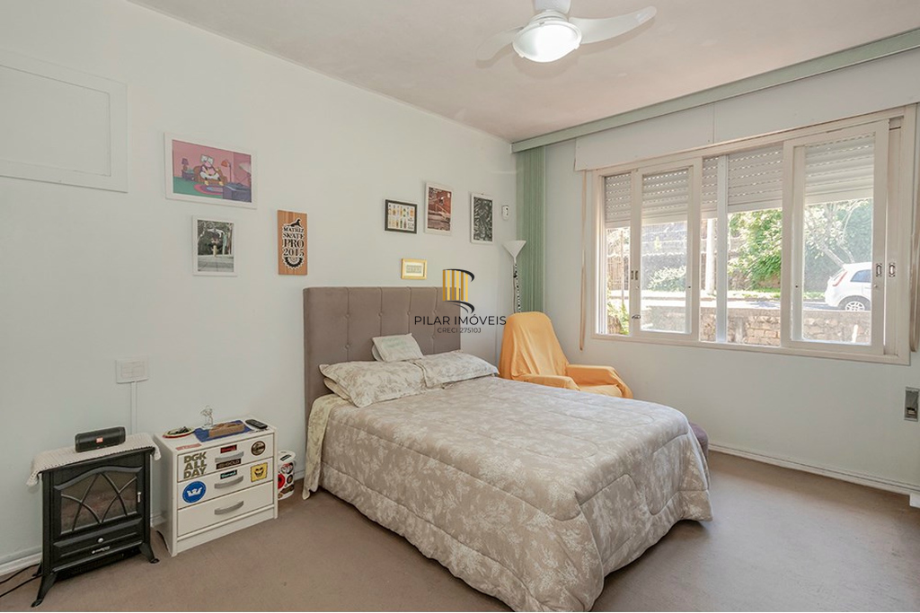 Casa 3 dormitórios no bairro Menino Deus