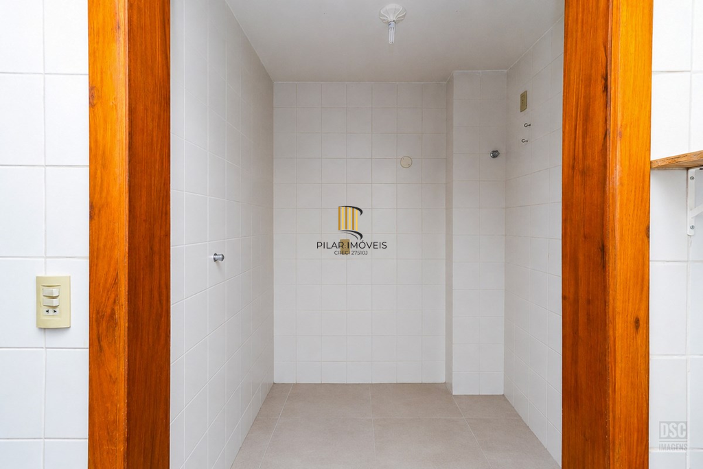 Casa de Condomínio 4 dormitórios no bairro Chácara das Pedras