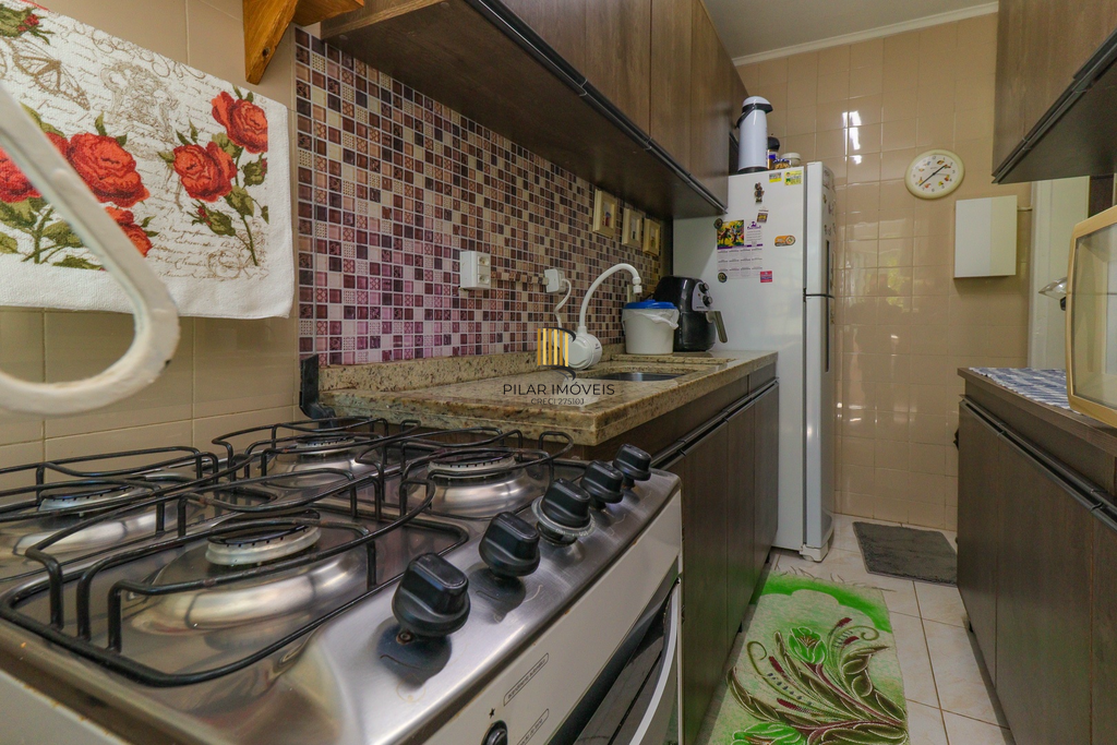 Apartamento 2 dormitórios no bairro Camaquã