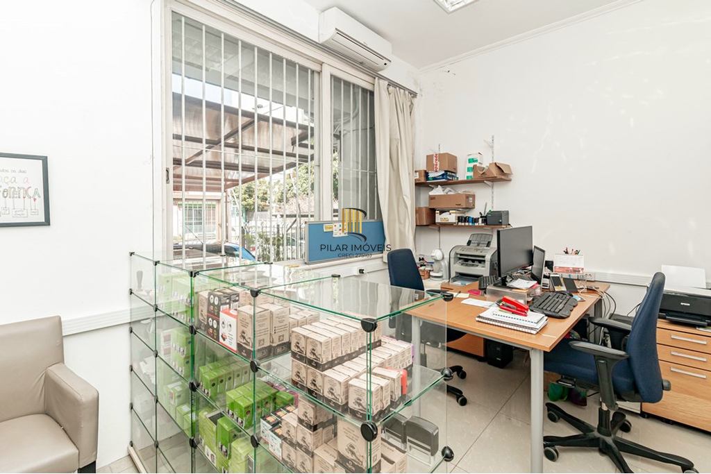 Casa 3 dormitórios no bairro Petrópolis